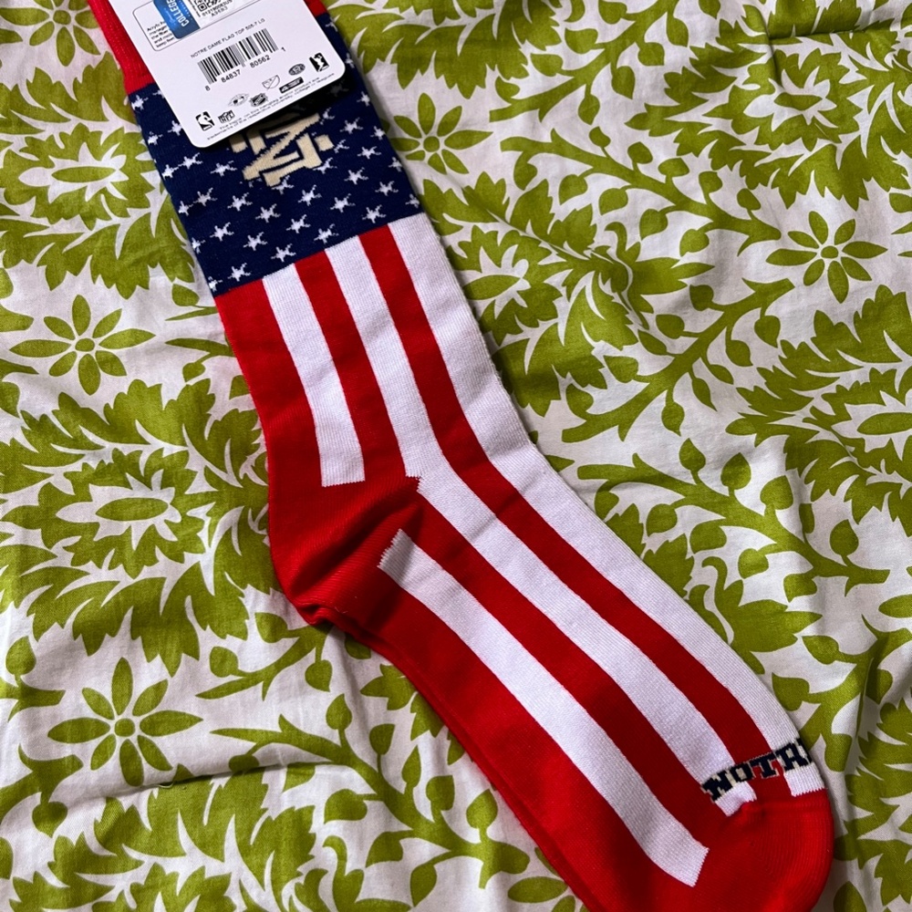 NWT Notre Dame American Flag Socks Men's Large (Sz 10-13) - Picture 4 of 5